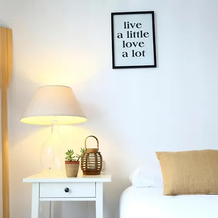 Apartment Manuel By Smiling